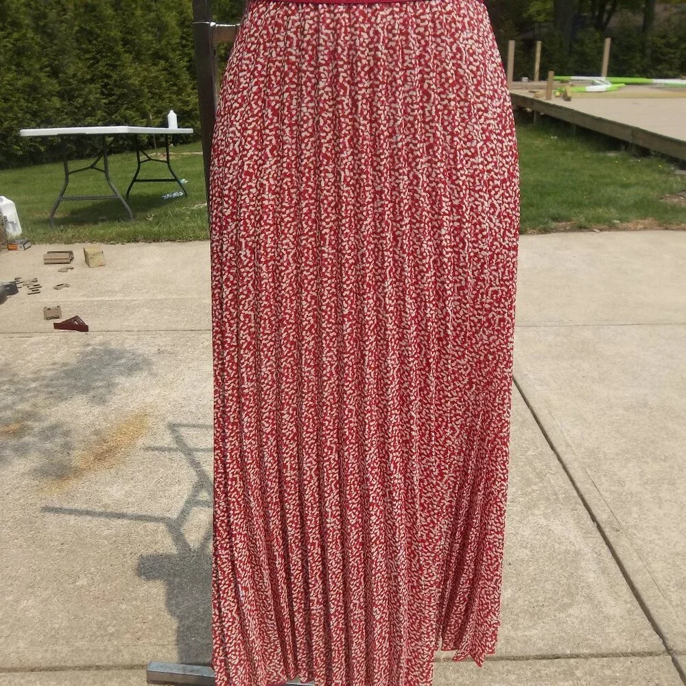 NWOT VINCE CAMUTO PINK PRINT PLEATED SKIRT XL